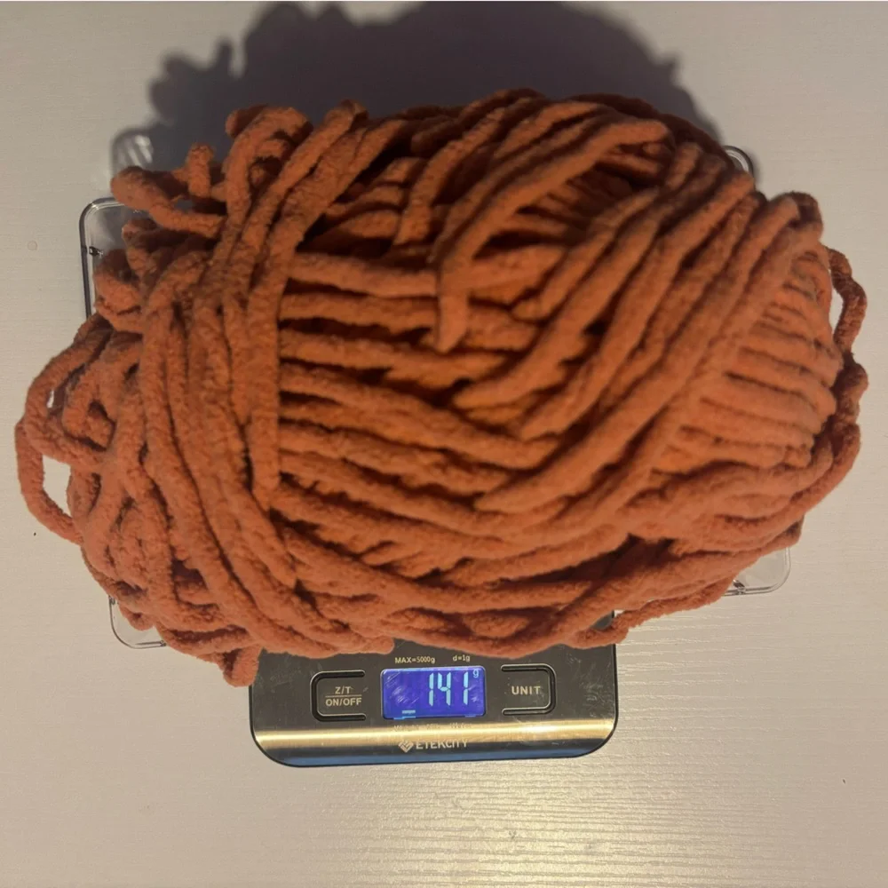 NEW Bernat Blanket Yarn Terra Cotta 1.5 Skeins DISCONTINUED - Picture 4 of 4